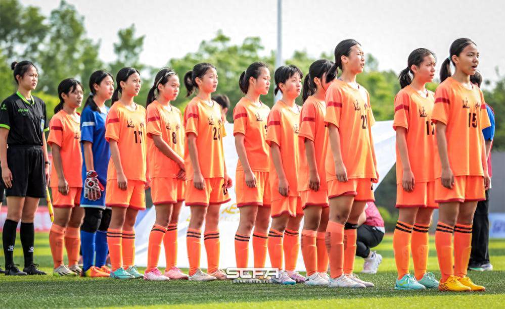 易胜博体育官方网站-勇气无敌女足比赛球员风采迷人