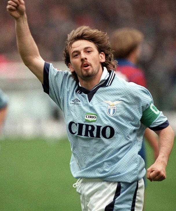 易胜博体育-神秘主教练上阵，球队意欲何为？