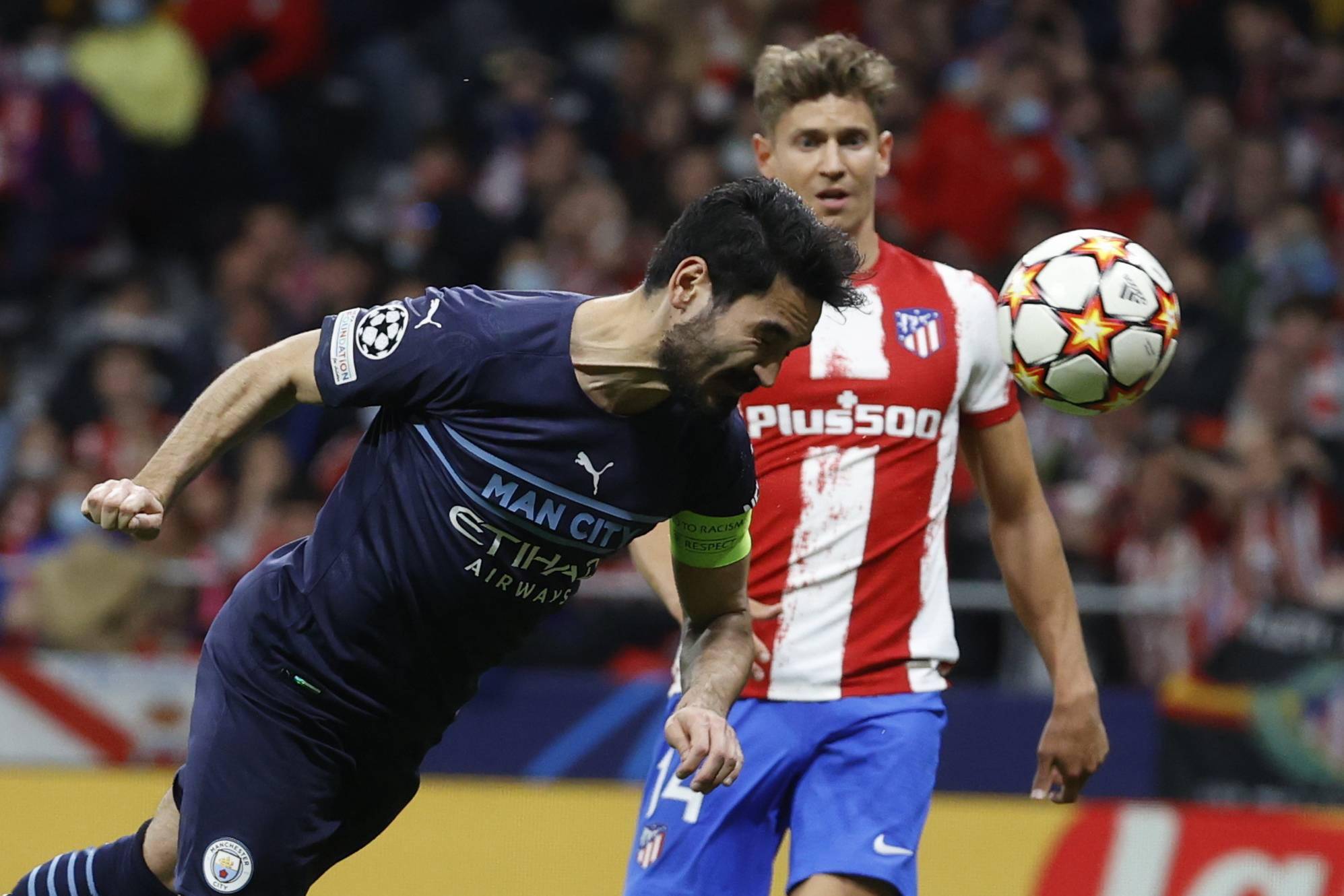 易胜博体育-丹麦队硬碰硬，成功晋级国际足球四强赛