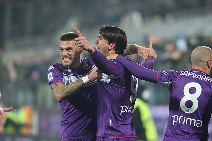 易胜博体育-意大利足球经典：佛罗伦萨斩获关键胜利