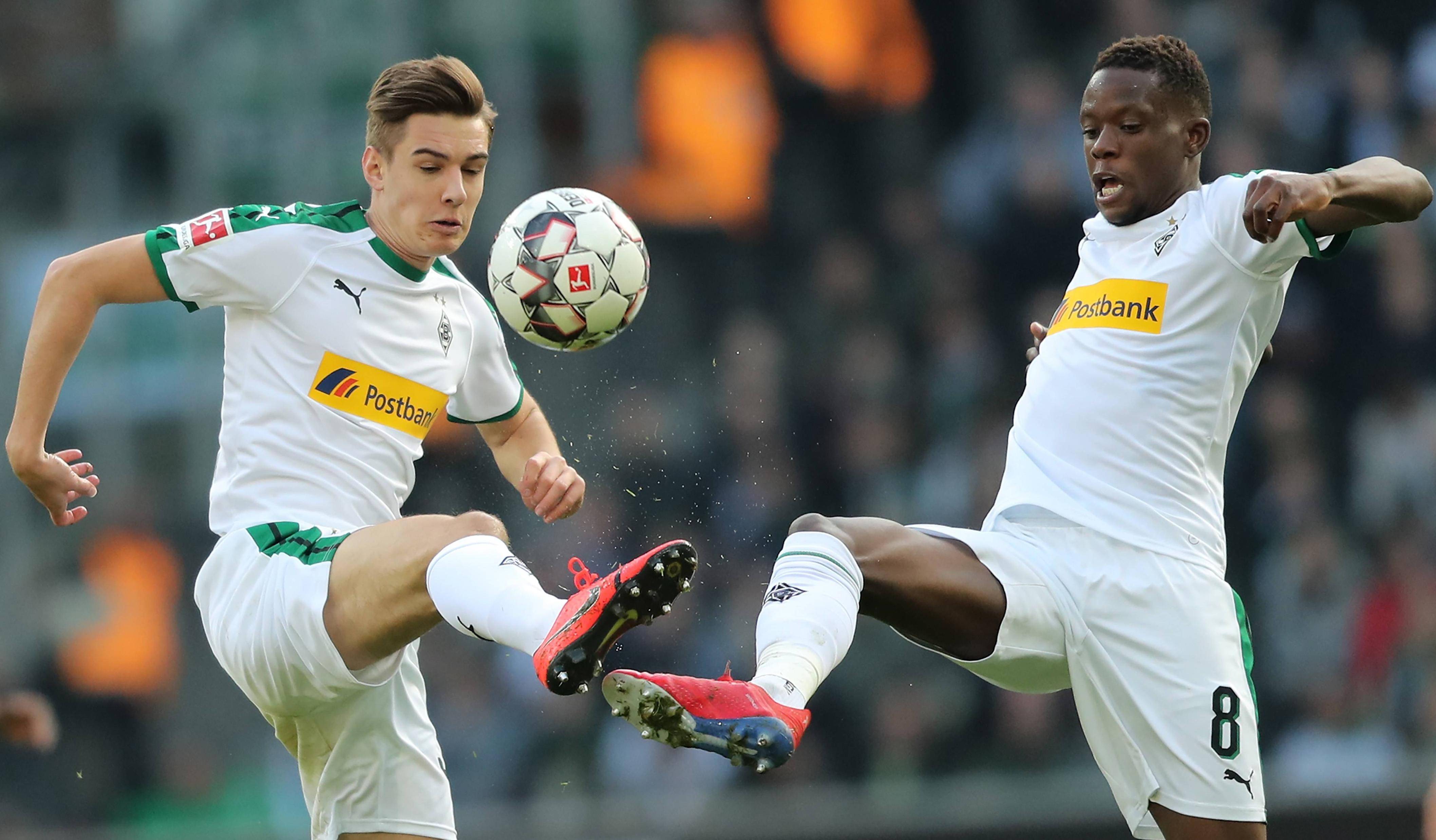 易胜博体育官方网站-沃尔夫斯堡主帅下课，球队重组德甲阵容