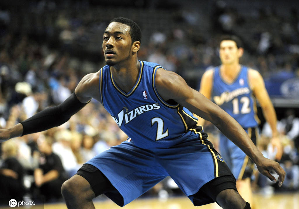 易胜博体育官方网站-沃尔复出战绿衫军，奇才求胜之路迎难开局