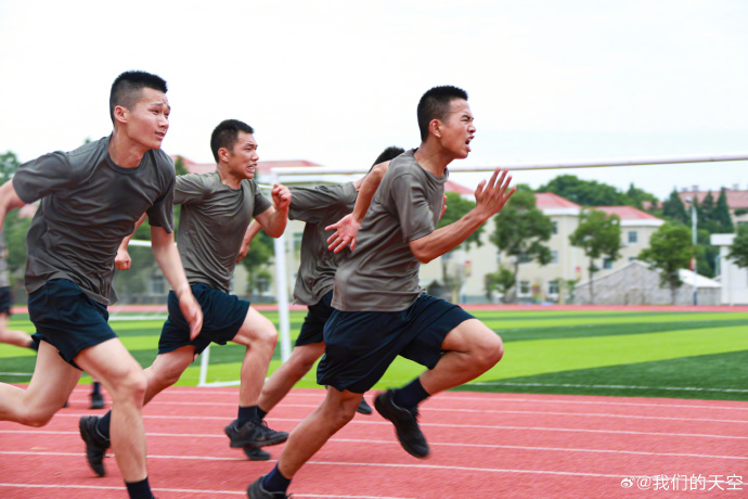 易胜博体育-体能训练提升球队硬实力水平
