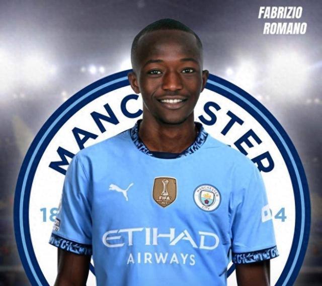 巴黎圣日耳曼俱乐部签约新一名顶级前锋