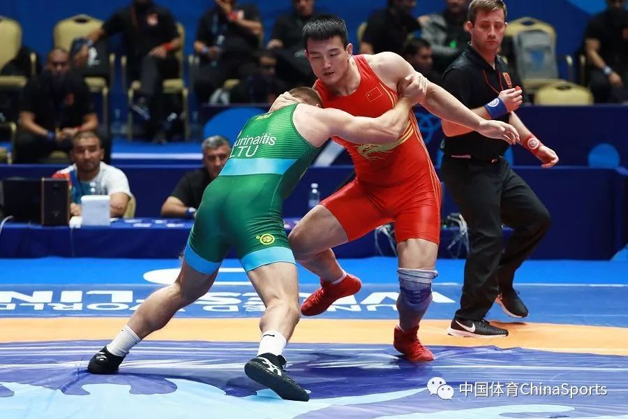 ysbSPORTS-丹麦代表团在篮球比赛中崭露头角，夺得铜牌