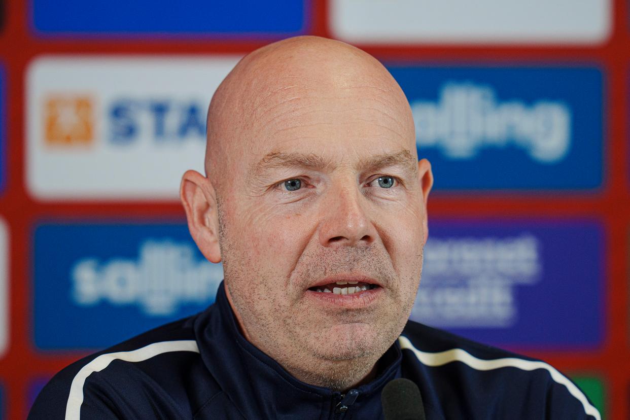 易胜博体育官方网站-丹麦选手飒爽亮相，备战半决赛