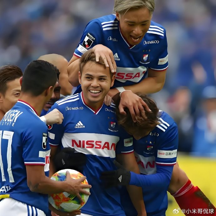 美因茨球队击败实力强劲的对手，引领胜利风向